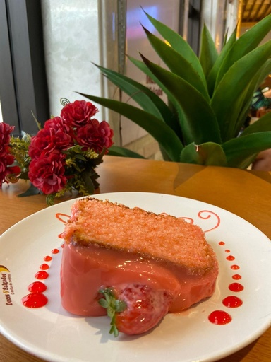 [126] Bolo Fatia Mousse de Morango