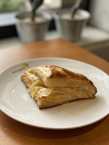 [1138] Folhado de Queijo