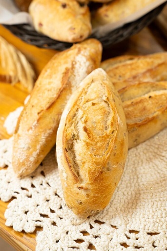 [901] Pão Baguete de Azeitona (Und)