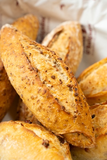 [1393] Pão Baguete de Castanha (Und)